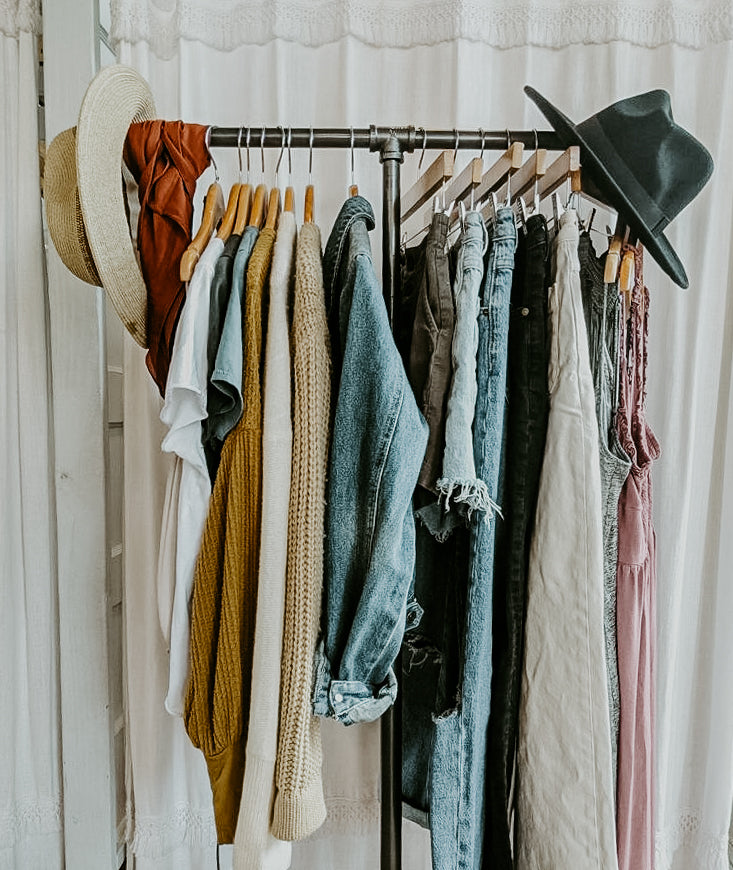 How to create a capsule wardrobe within 6 months!
