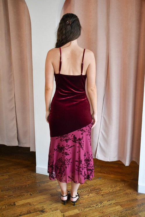 Simple Favor Velvet Midi Dress
