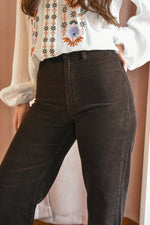 Rollas Jeans Sailor Pant in Chocolate Cord