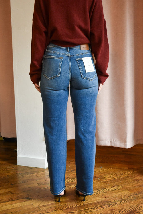 Hidden Jeans High Rise Classic Straight- Dark Wash
