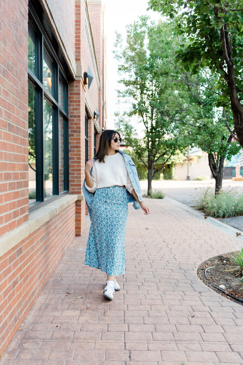 Blue floral hotsell midi skirt