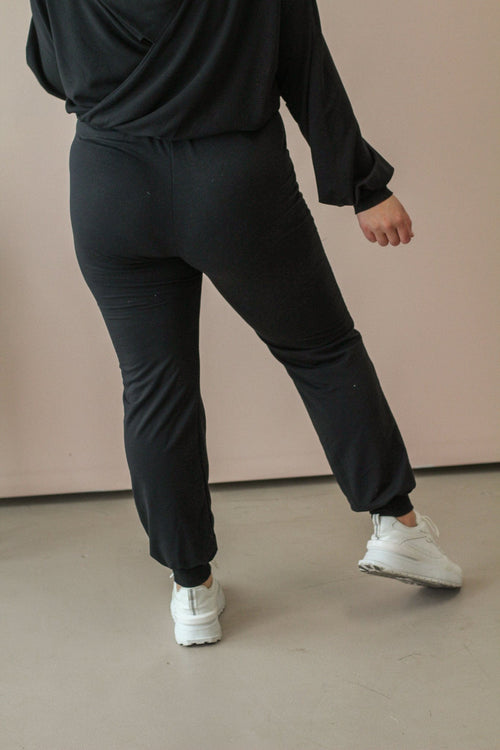 Faye Black Joggers