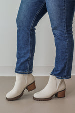 RESTOCK Kan Can Slim Straight Dark Wash